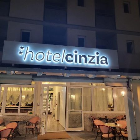 Hotel Cinzia Caorle Kültér fotó